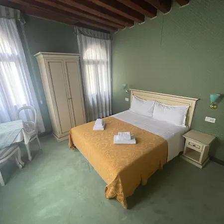Ruga Rialto Venedig