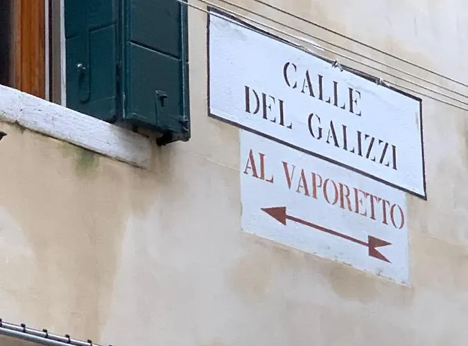 Ruga Rialto Venetië