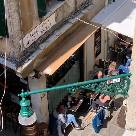 Ruga Rialto 3* Veneza