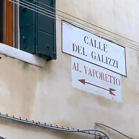 Ruga Rialto Venezia
